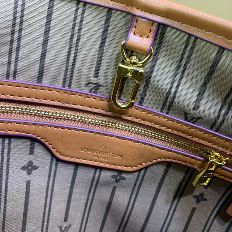 B1X51E01 Popular  leather bag 