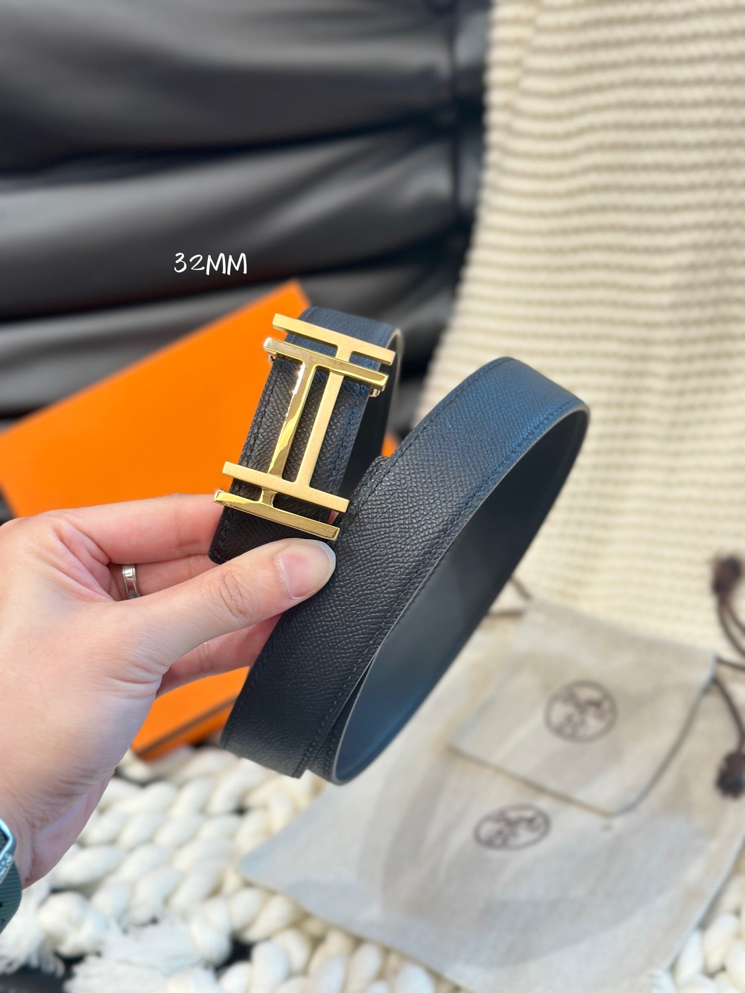 P1W15H191 Popular   High quality belt With full package
