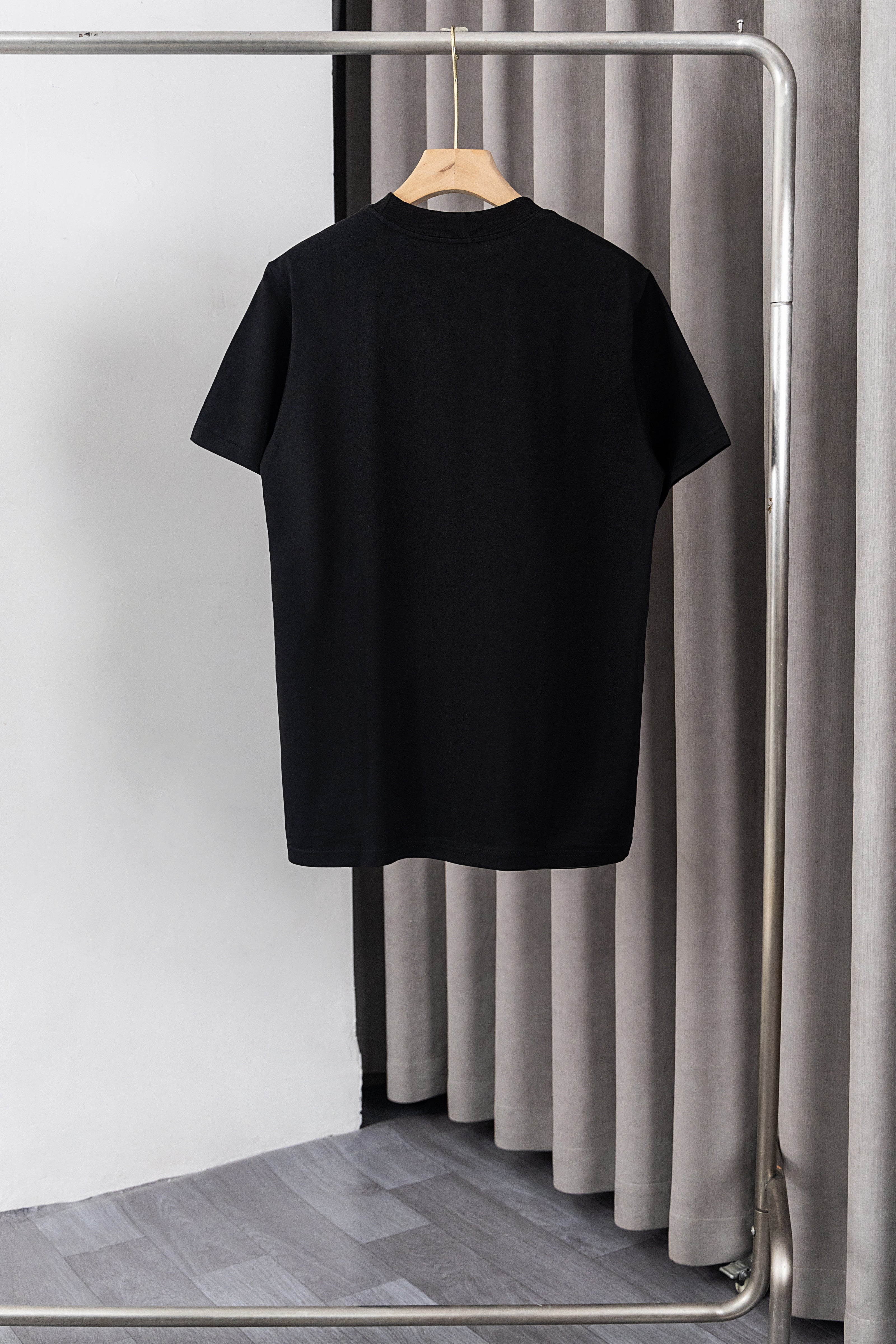 U1P36F129 Popular T-shirts