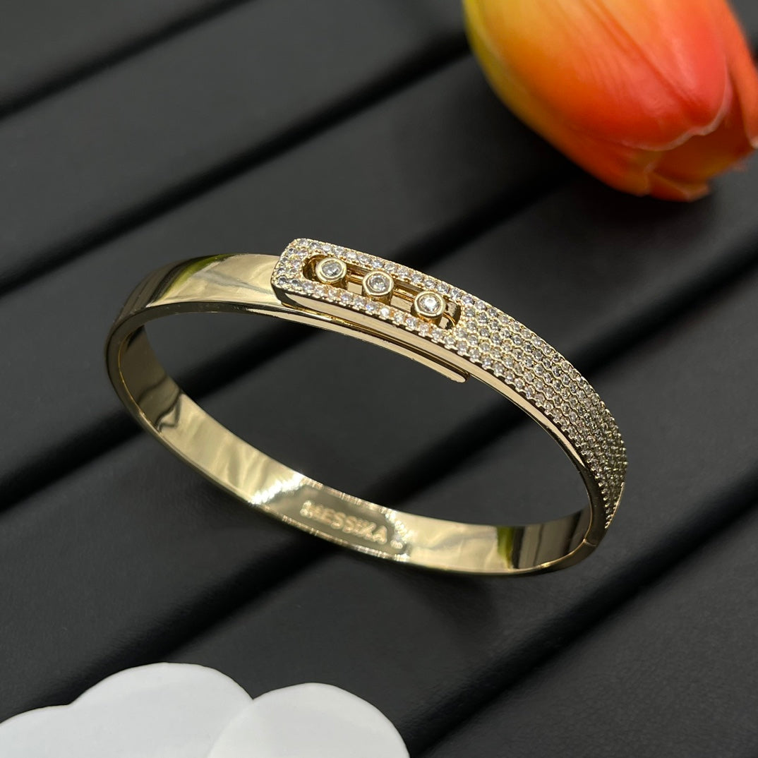 X1Z94A763K  Popular Bracelets