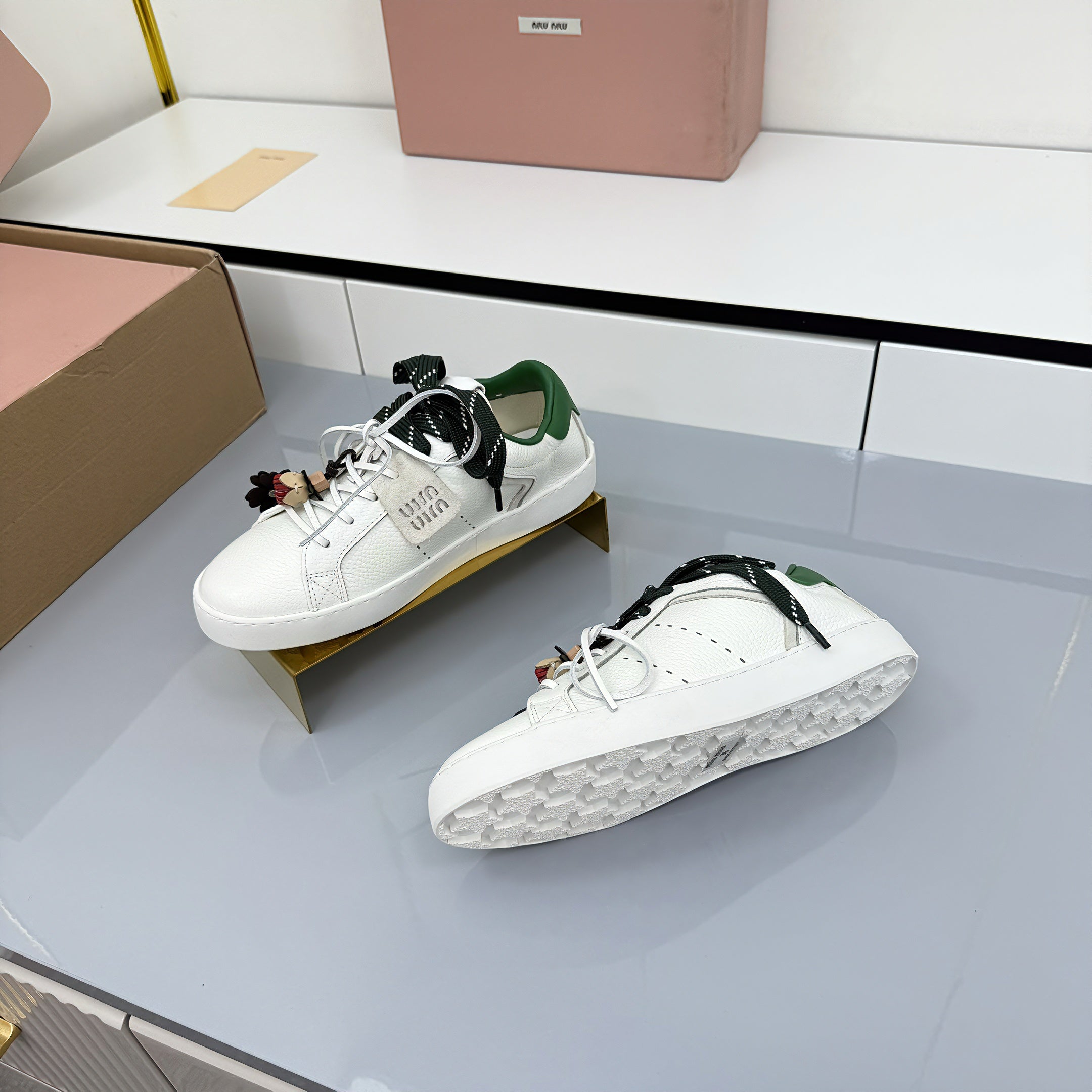 Z2Q105A412 Popular high-quality Shoes