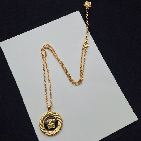 X1Q85V381X  Popular Necklaces