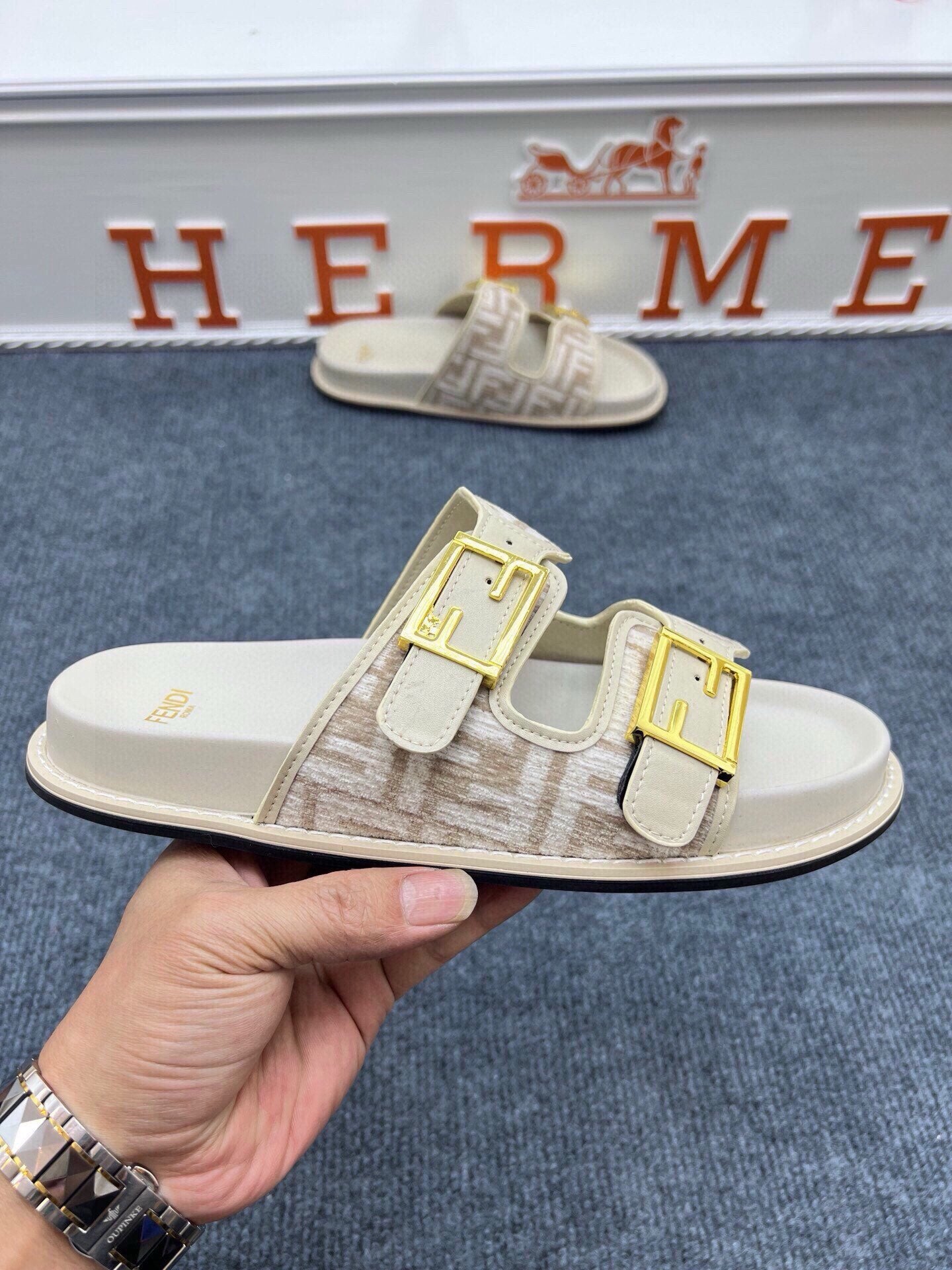 Z5ZF38 Popular slippers