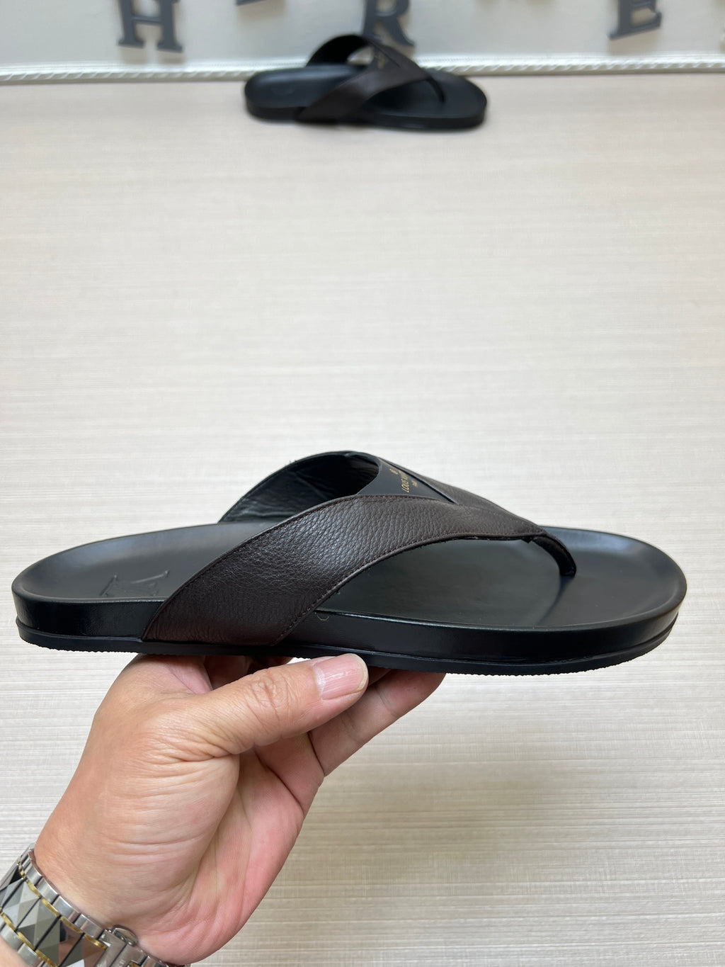 Z5ZE85 Popular slippers