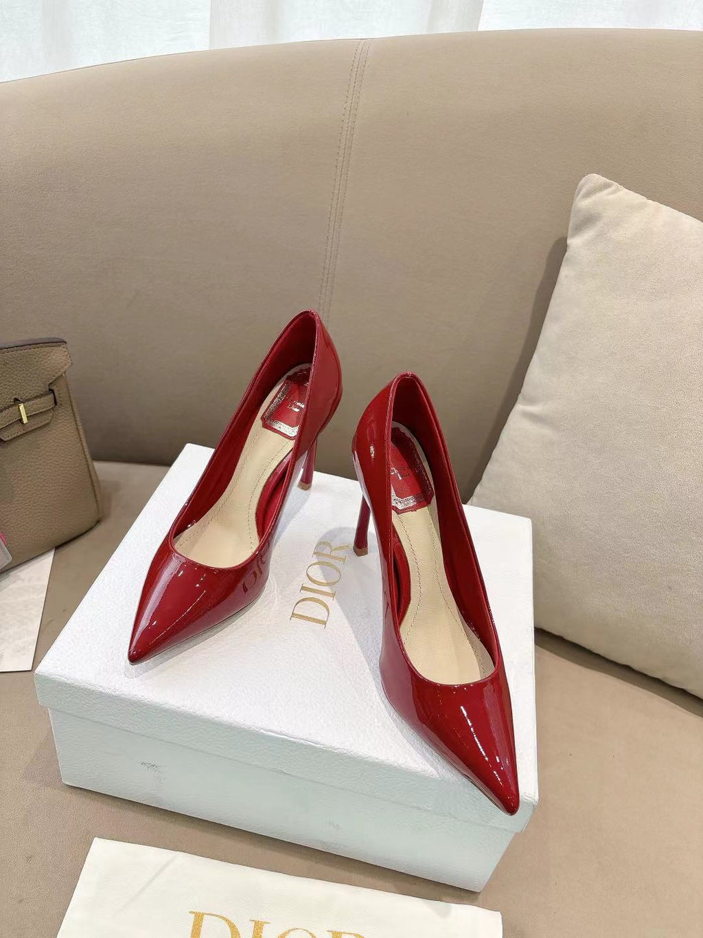 Z2Q95D125 Popular high-quality leather Shoes
