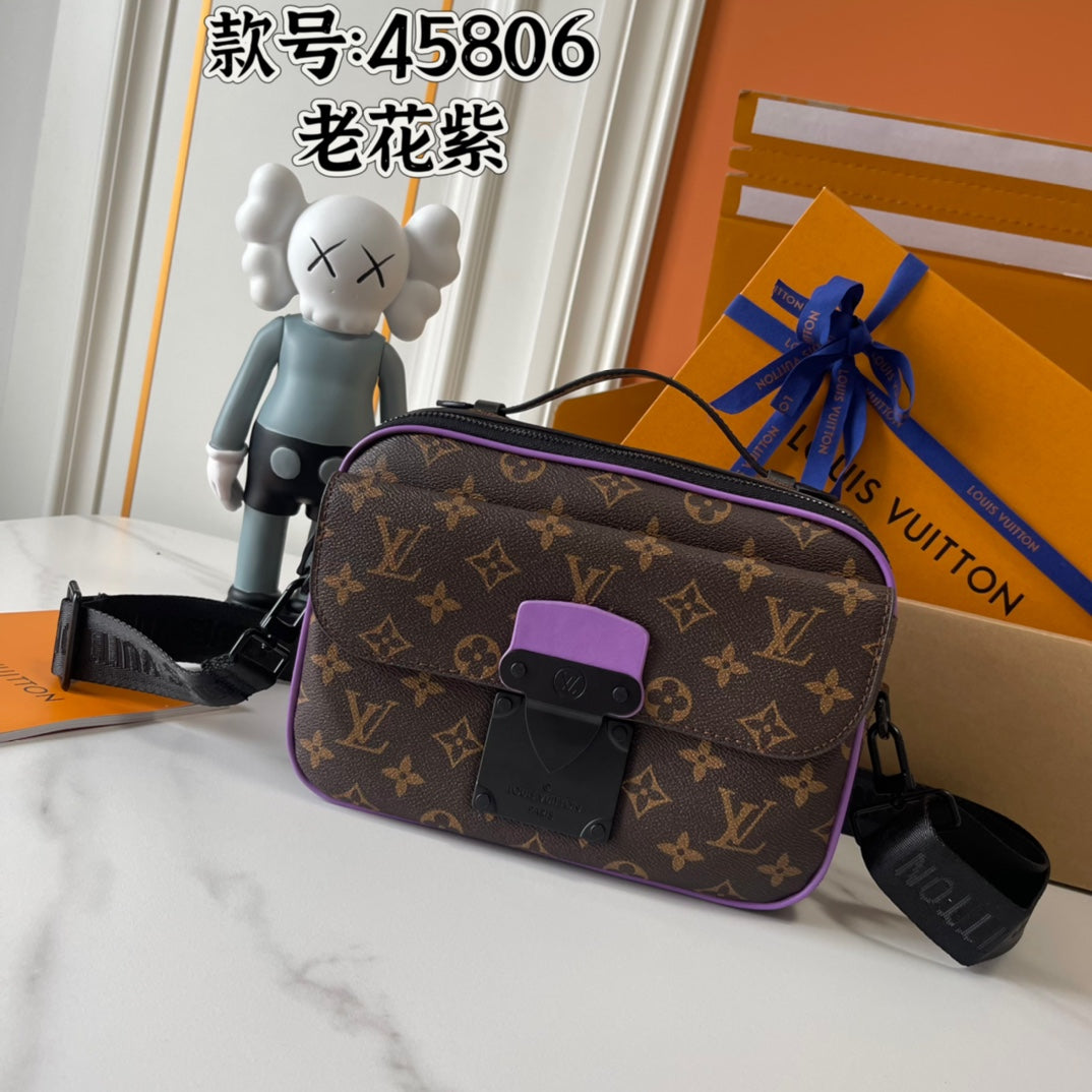 B1W15E38 Popular  leather bag