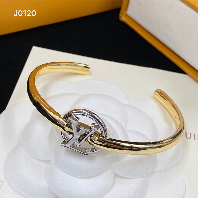 X1B12E484K  Popular Bracelets