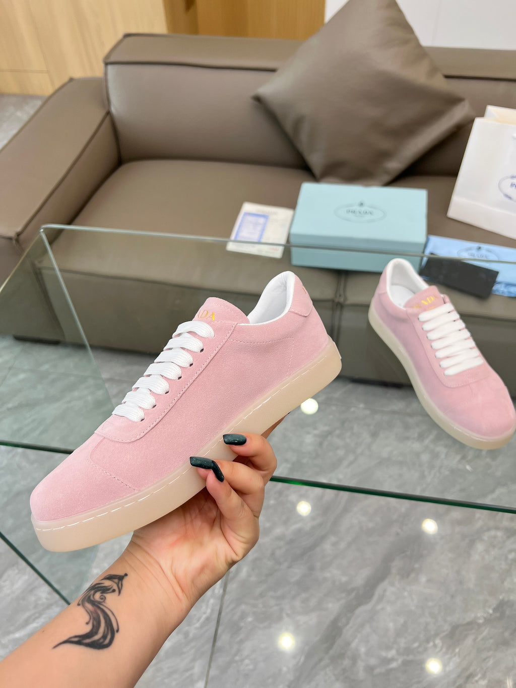 Z2Q95P95 Popular high-quality shoes