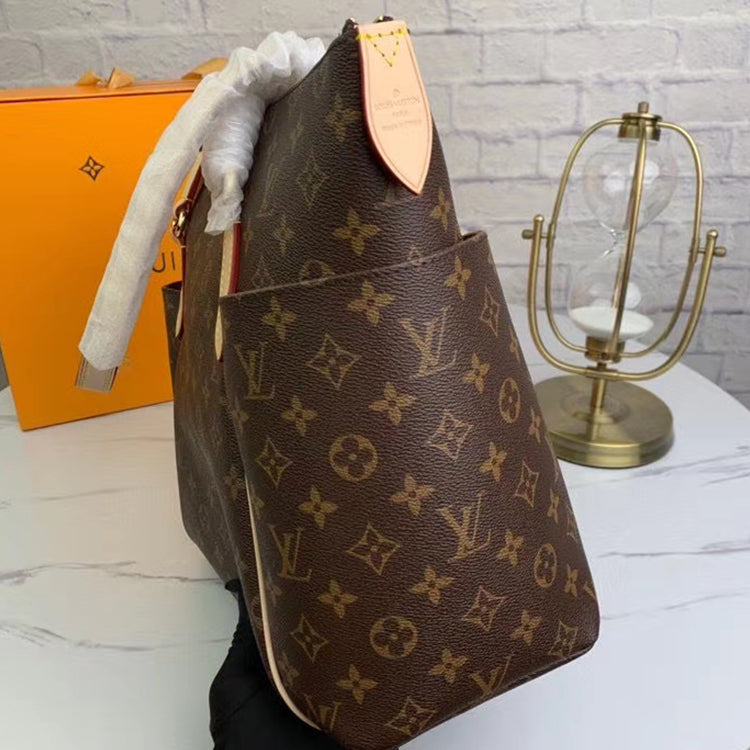 B12X51E108 Popular  leather bag 