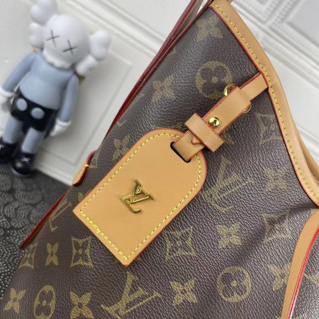B12X14E258 Popular   leather bag 