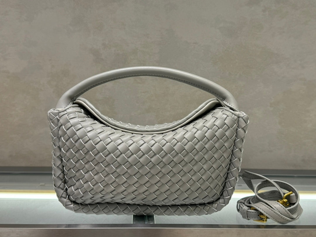 B1X104A83 Popular  leather bag
