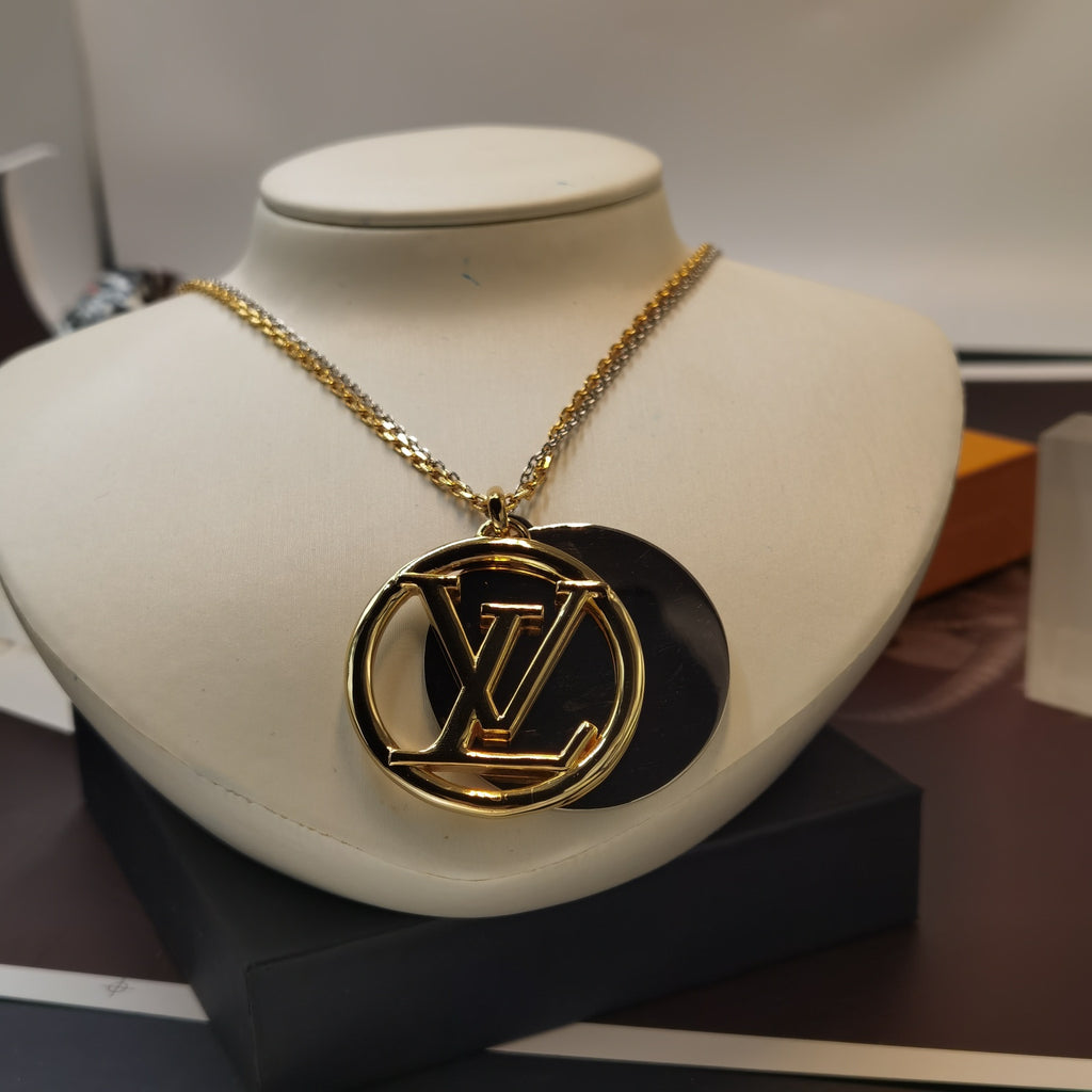 X1N83C215X  Popular  Necklaces