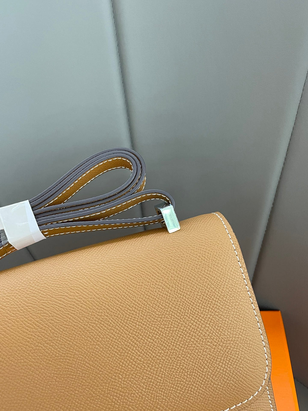 B1N55H65 Popular  leather bag