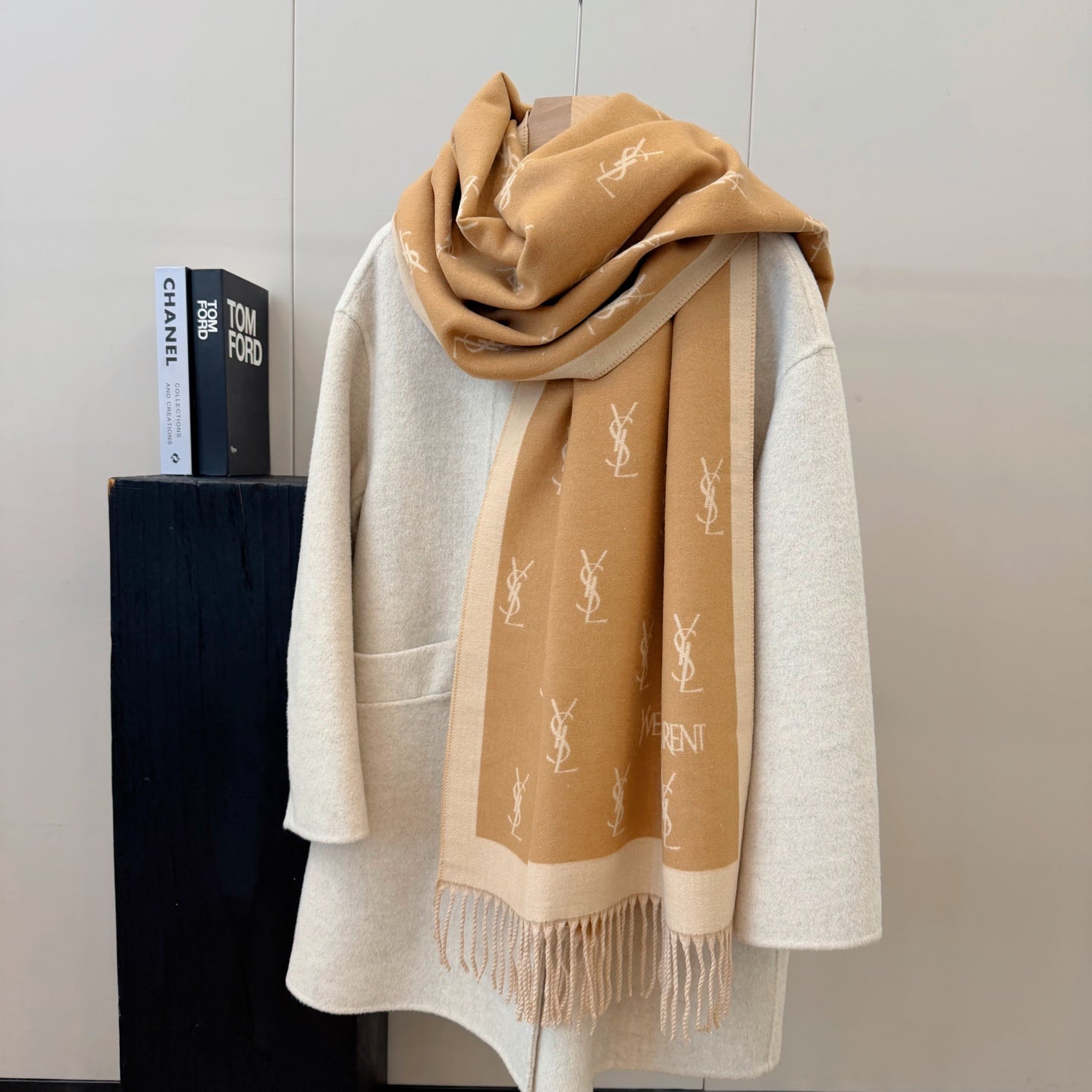 W1R86SL1  Popular Winter Scarves