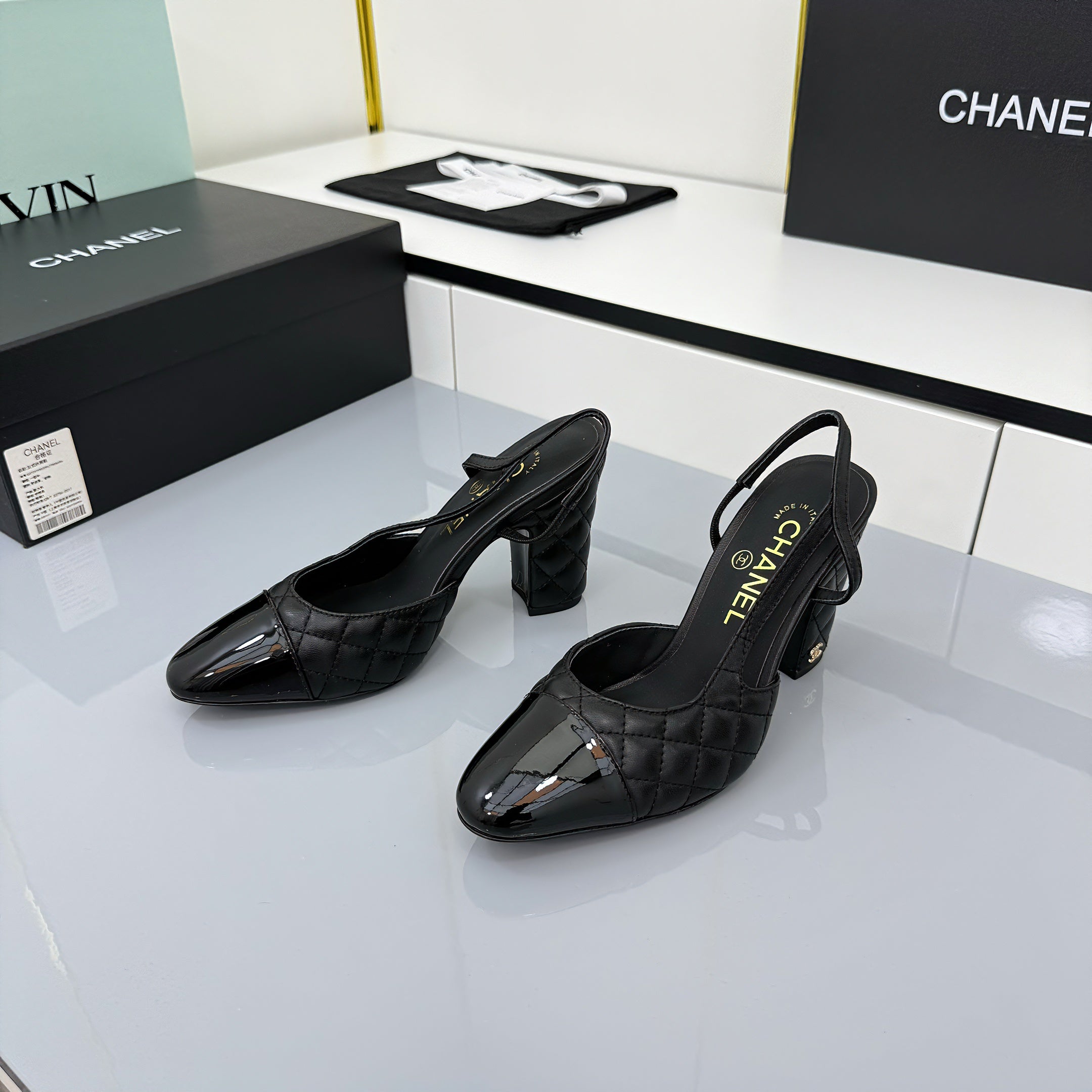 Z2Q105C414 Popular high-quality Shoes