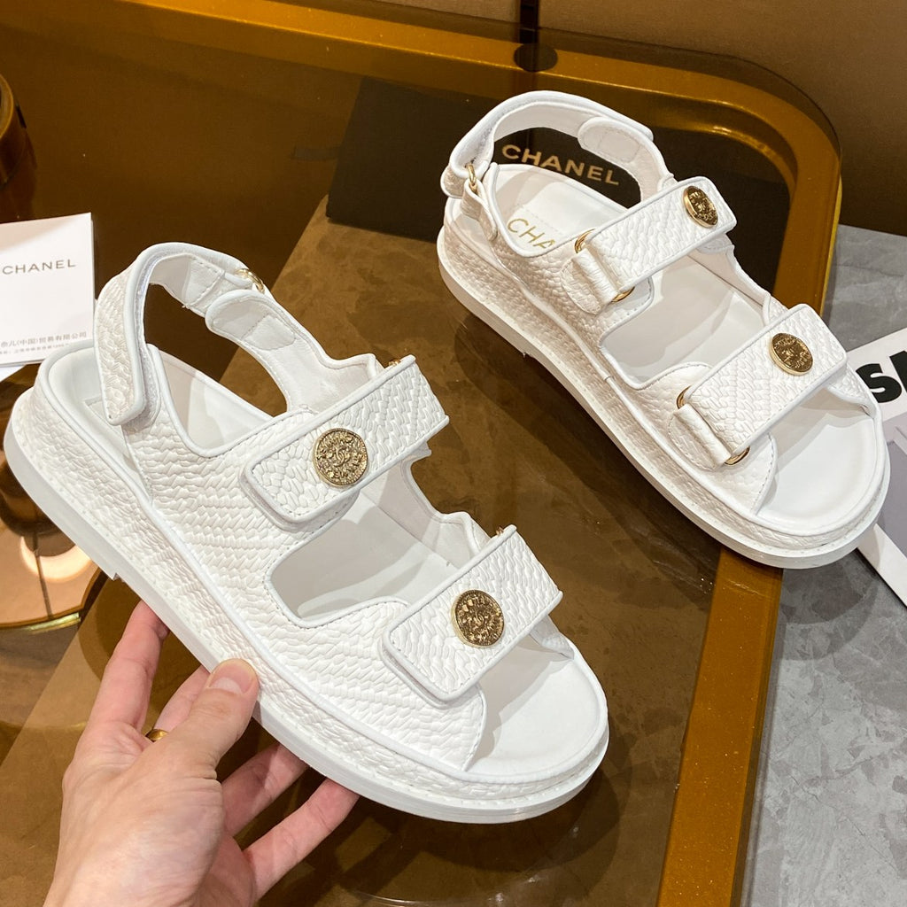 Z2Q55C49 Popular leather shoes