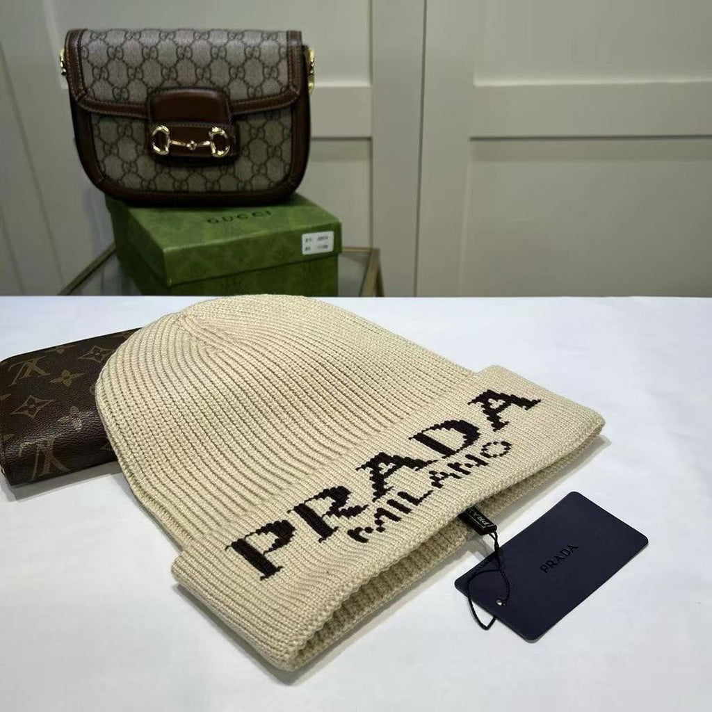 M1R86P82 Popular hats