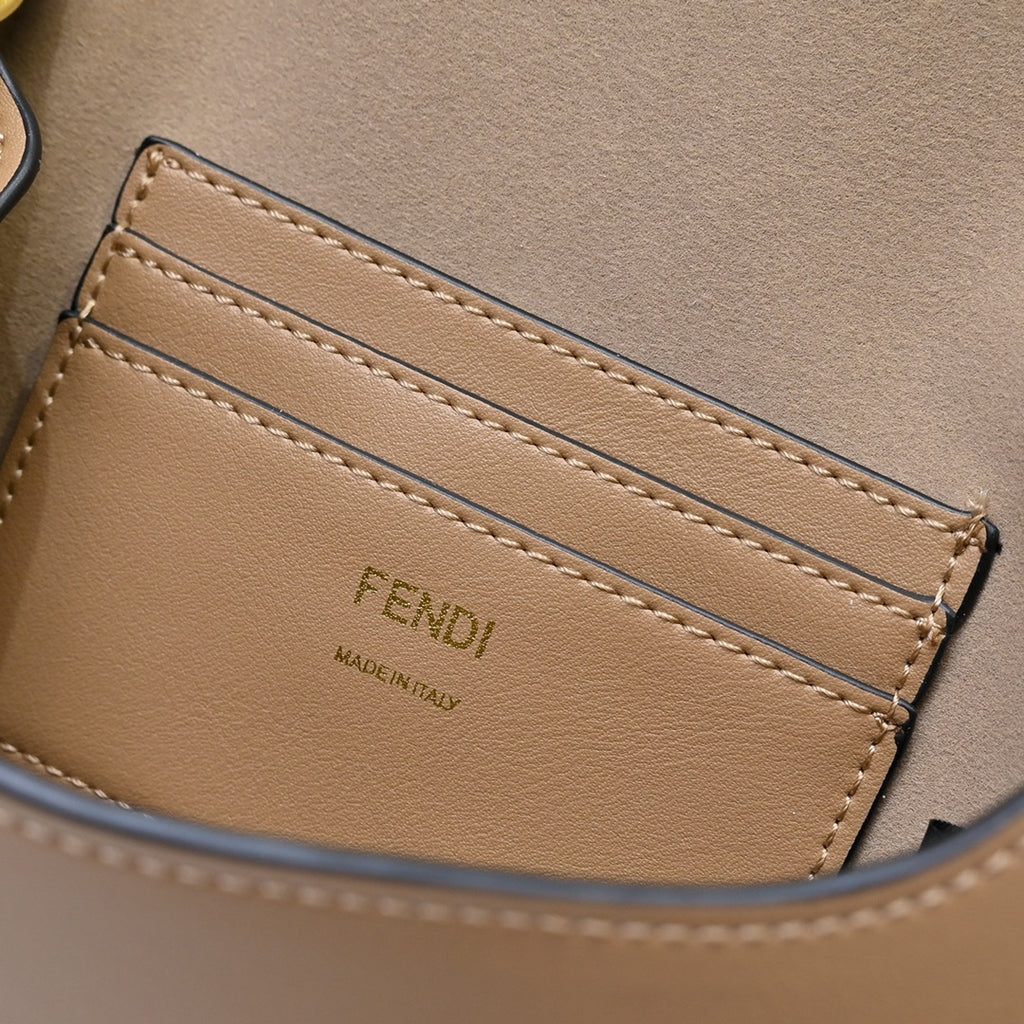 B1R15F138 Popular leather bag
