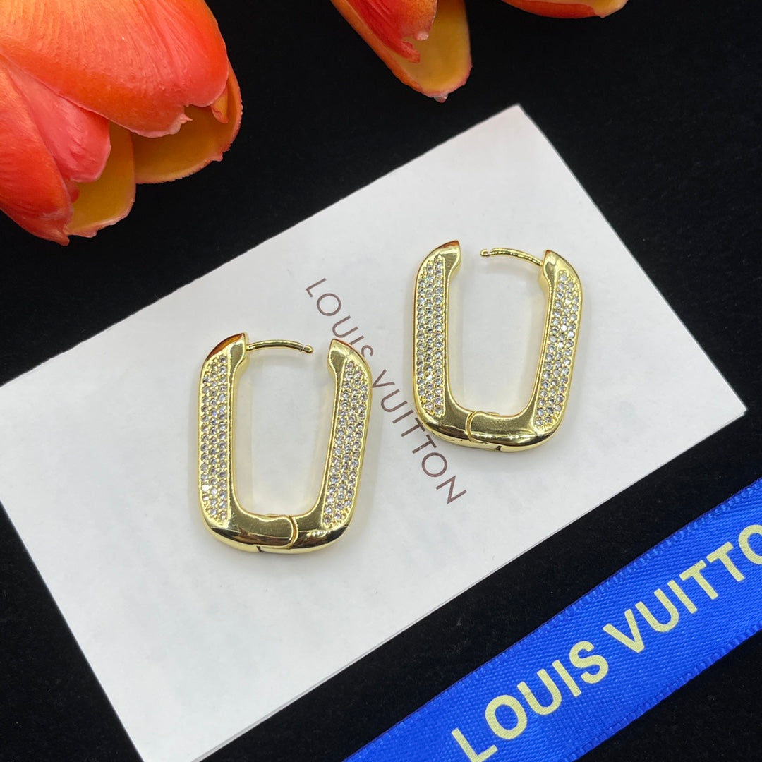 X1X34E611E Popular   Earrings