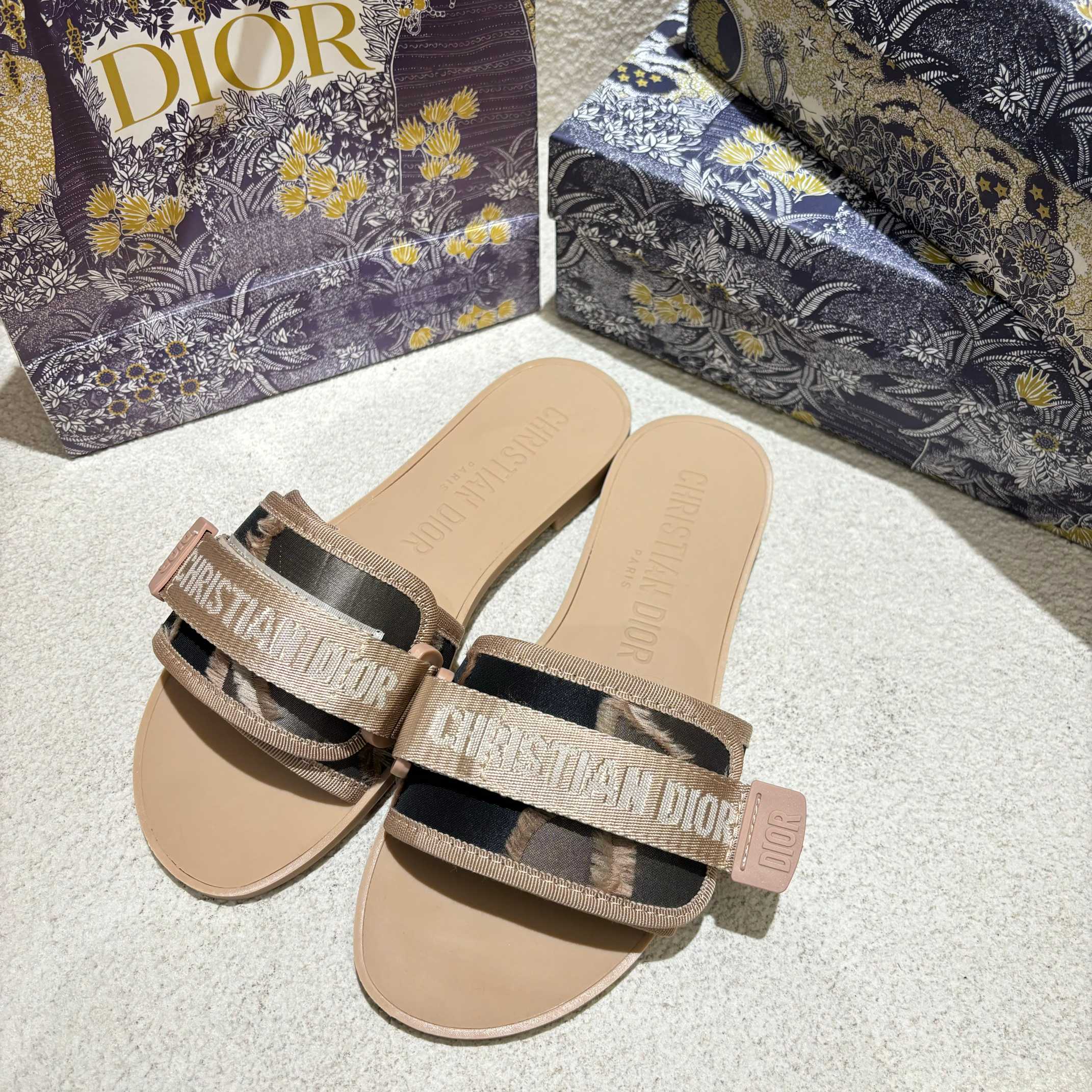Z1ZD17 Popular slippers