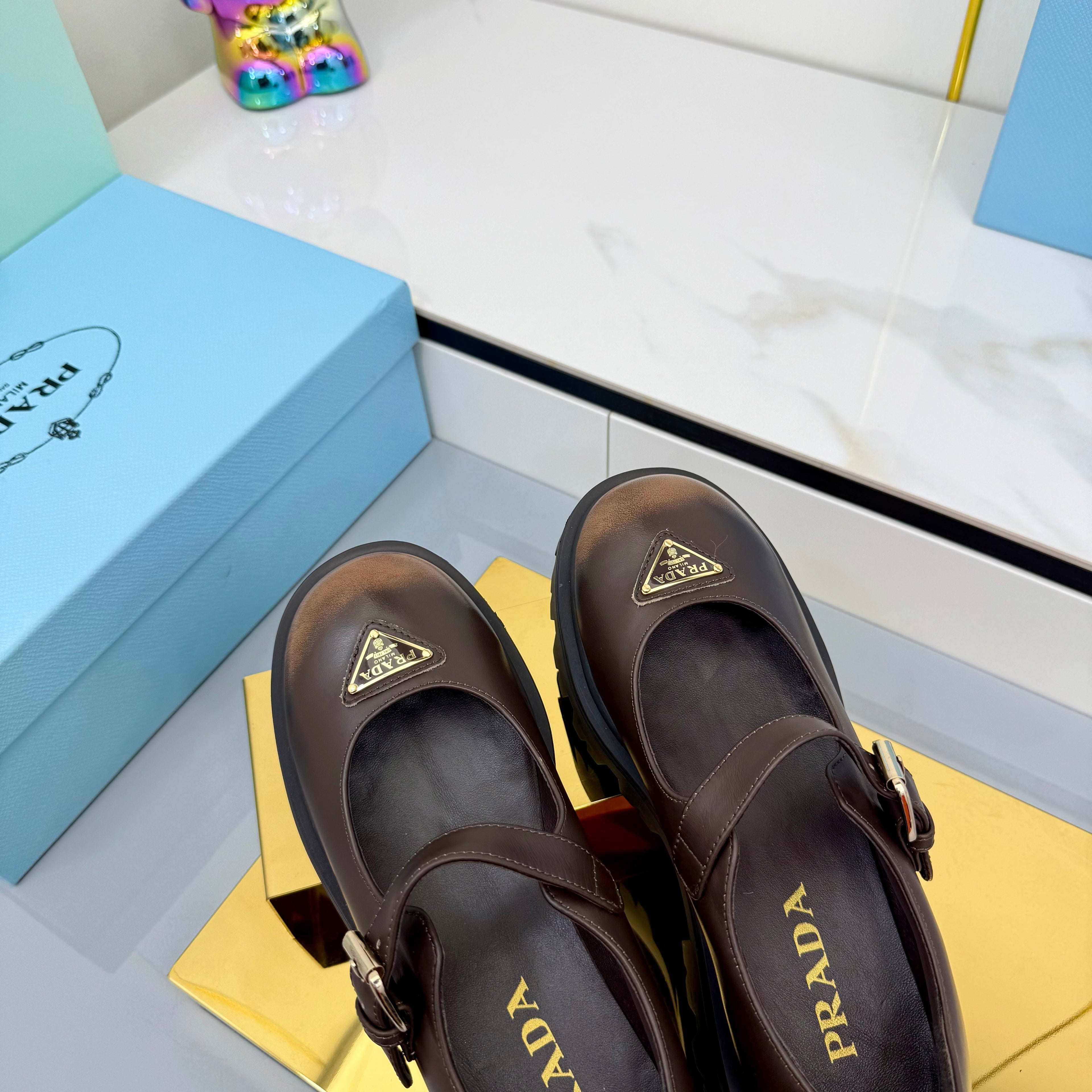 Z2Q105P308 Popular high-quality Shoes