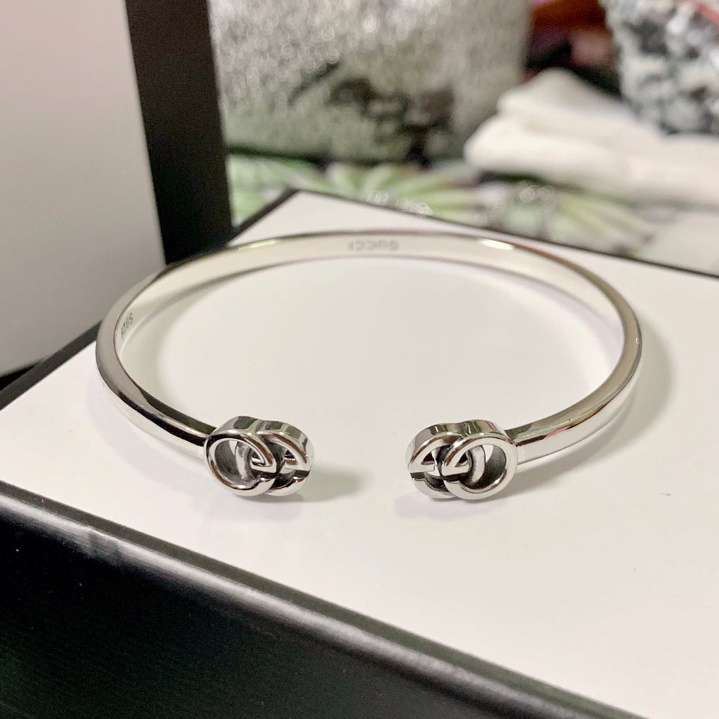 X1Q85B12K  Popular Bracelets