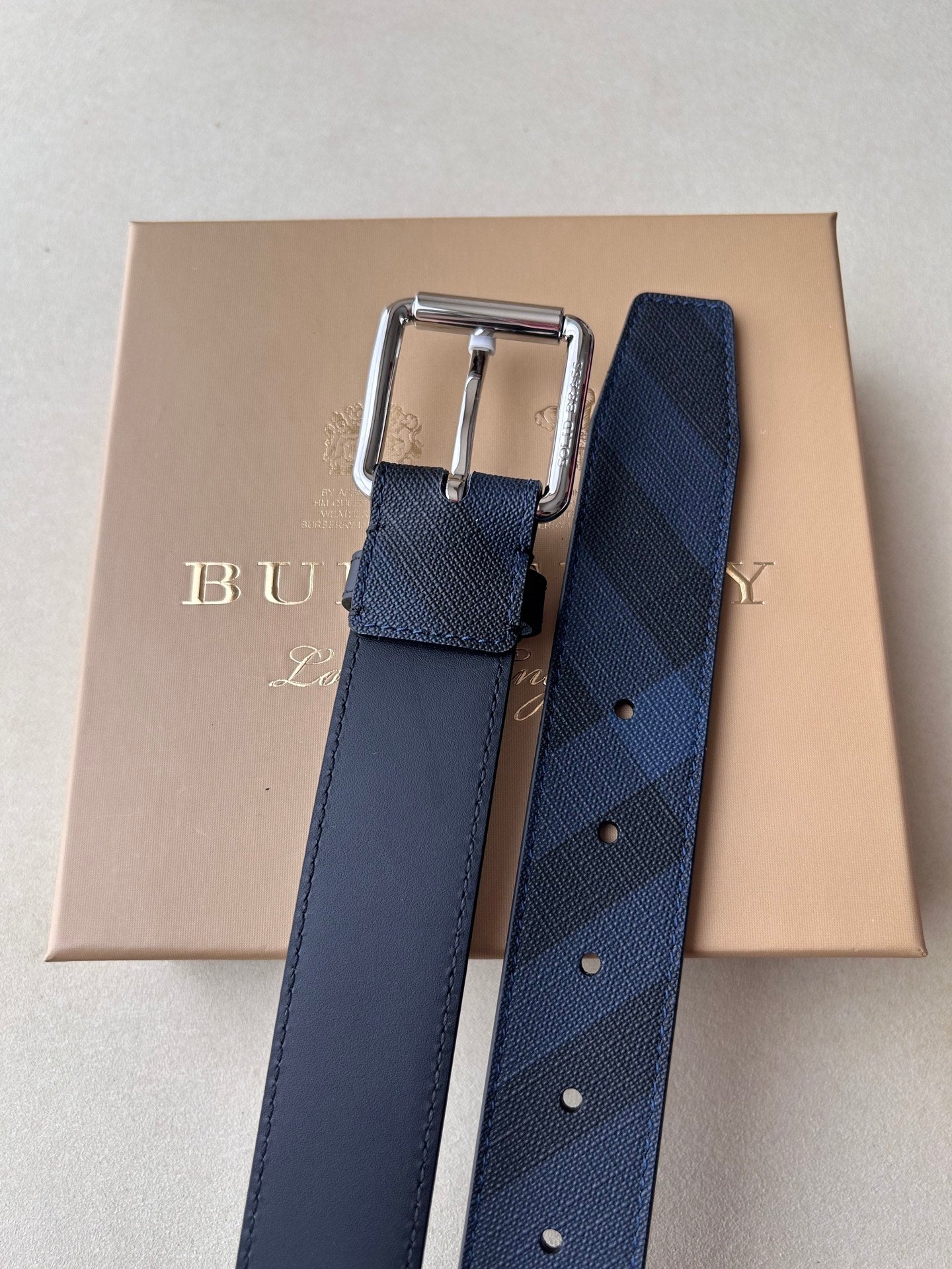P1Q115R8 Popular High quality belt With full package