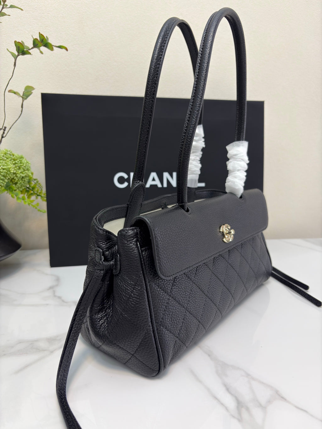 B1P36C79 Popular leather bag