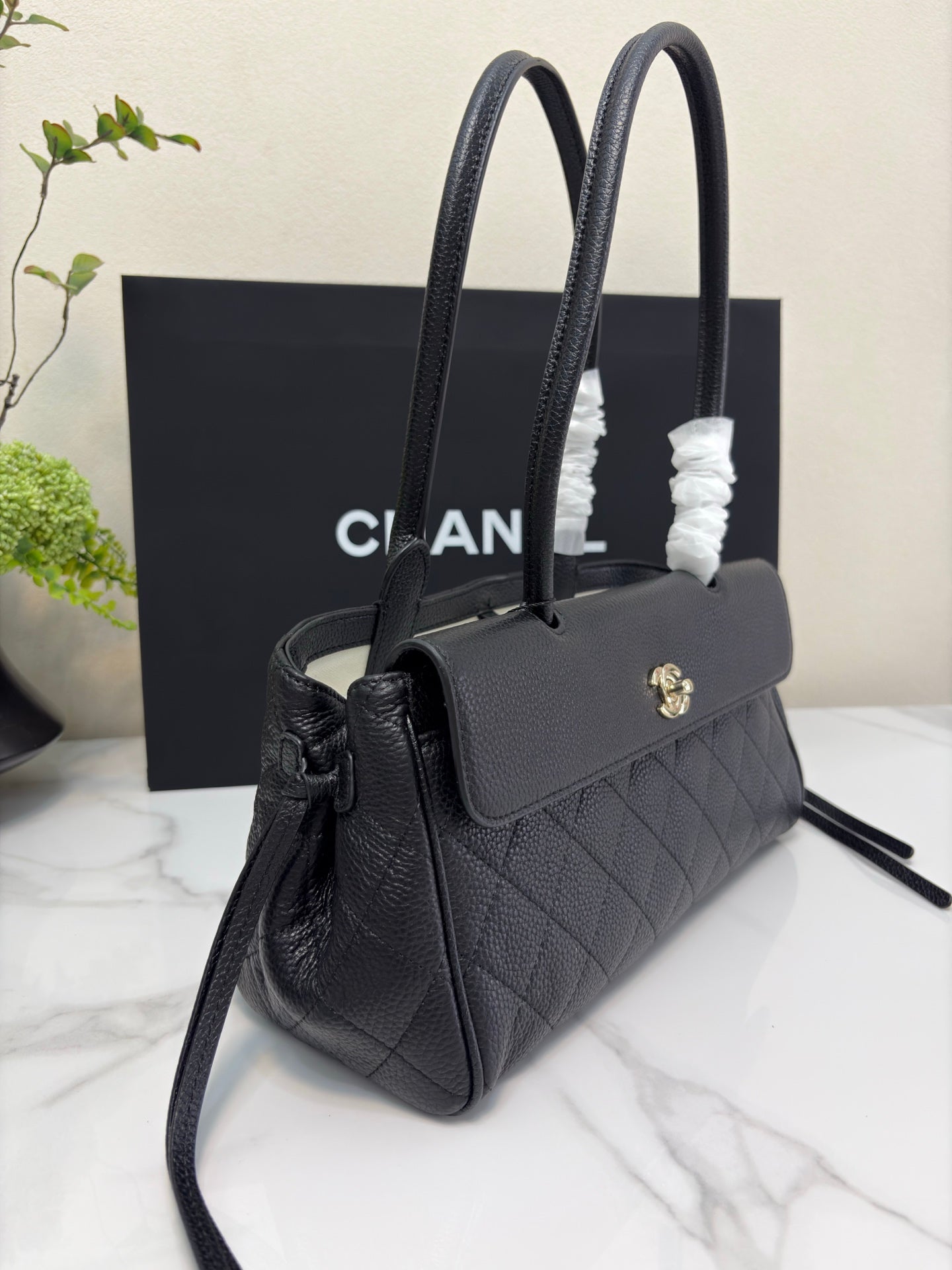 B1P36C79 Popular leather bag