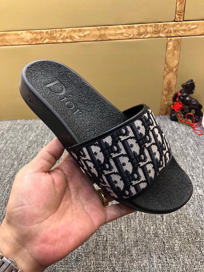 Z5ZD50 Popular slippers