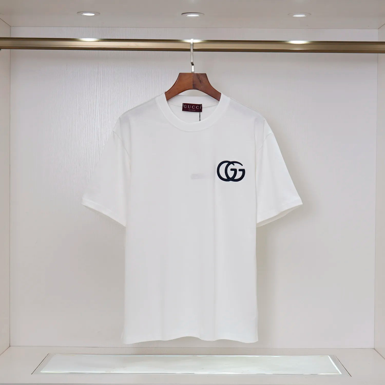 U1N65B22 Popular T-shirt