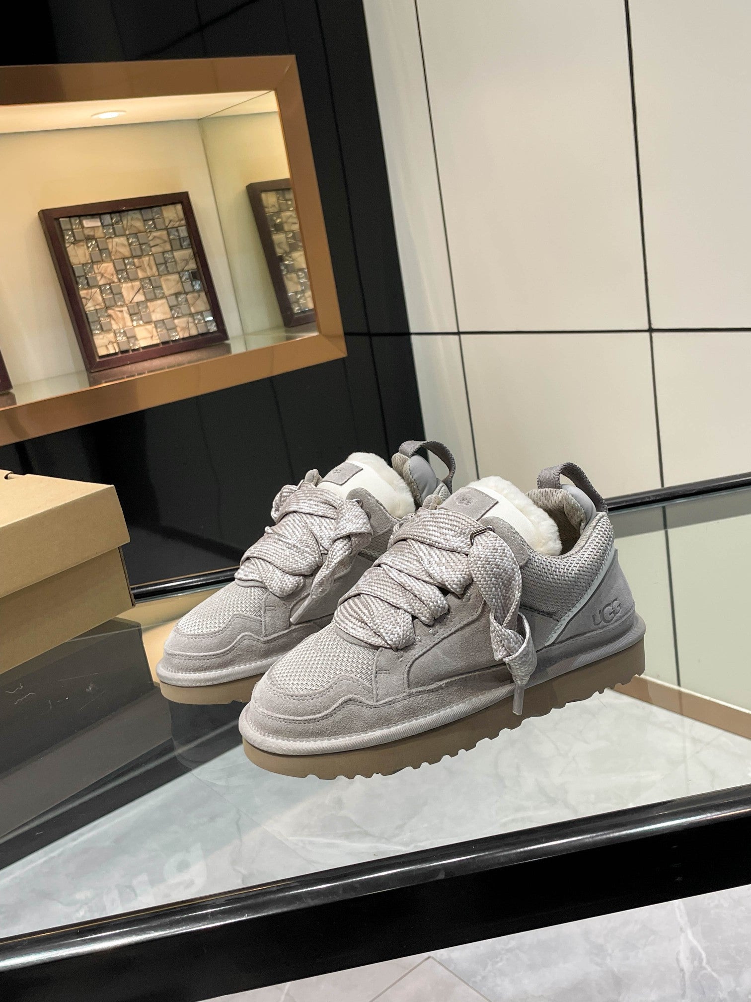 Z2Q105U262 Popular high-quality Shoes