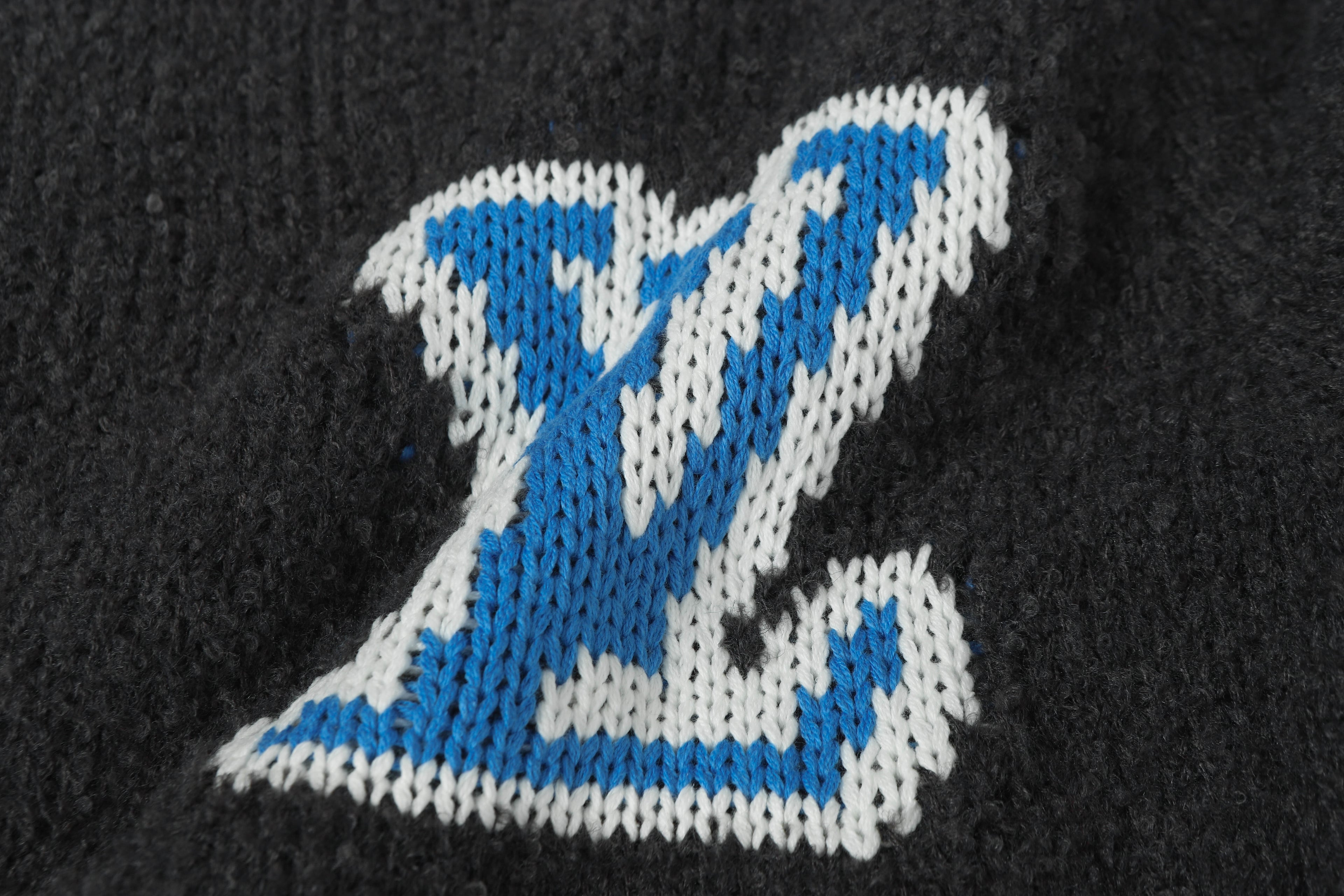 U1Z05E457 Popular Sweaters