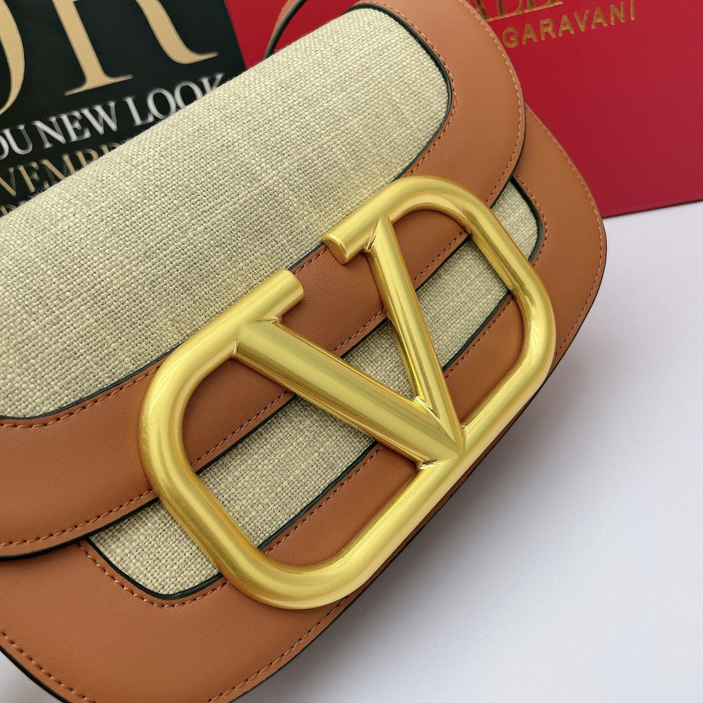 B5X111VL45 Popular  leather bag 