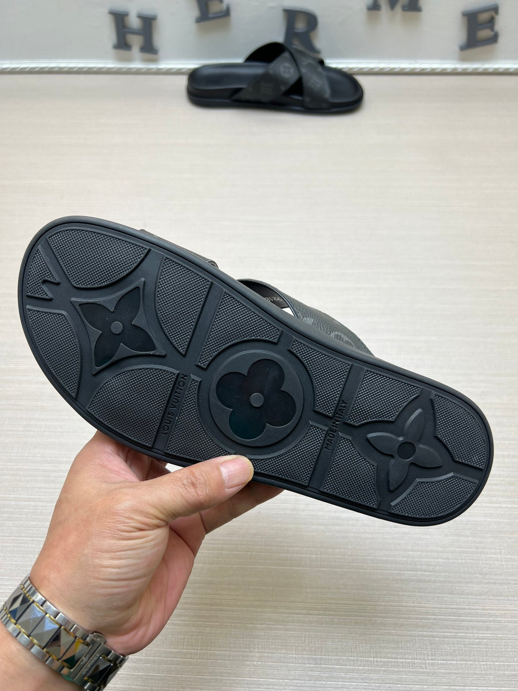 Z5ZE56 Popular slippers