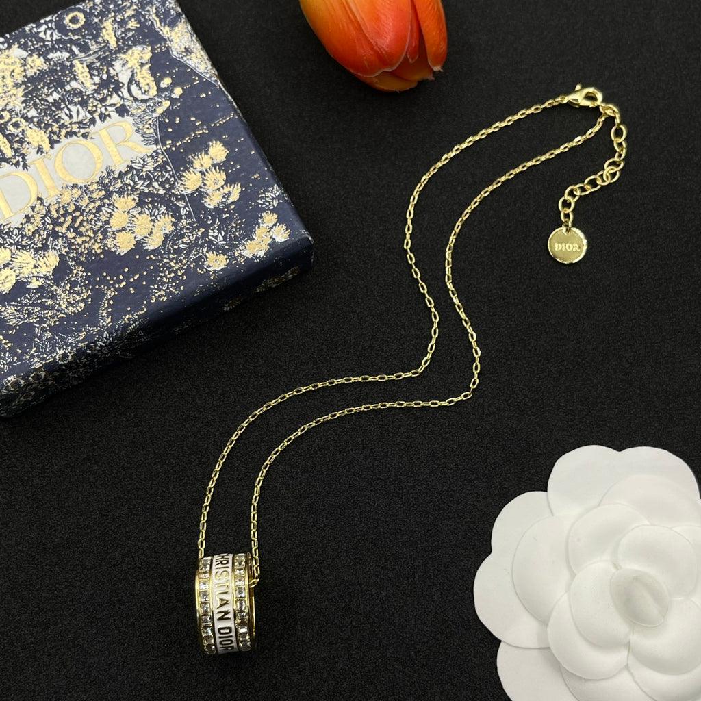 X1Q85D61X Popular Necklace
