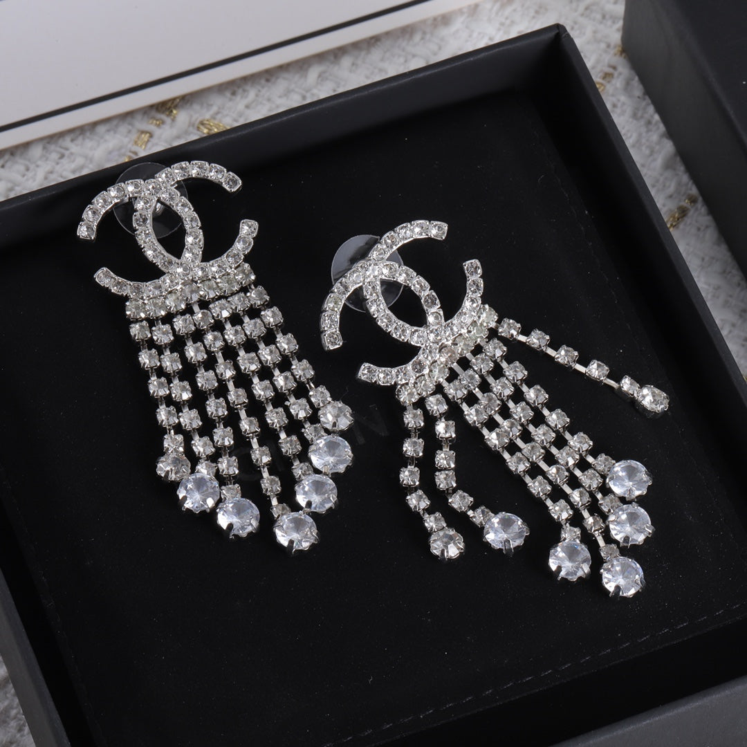 X1Z84C505E Popular Earrings