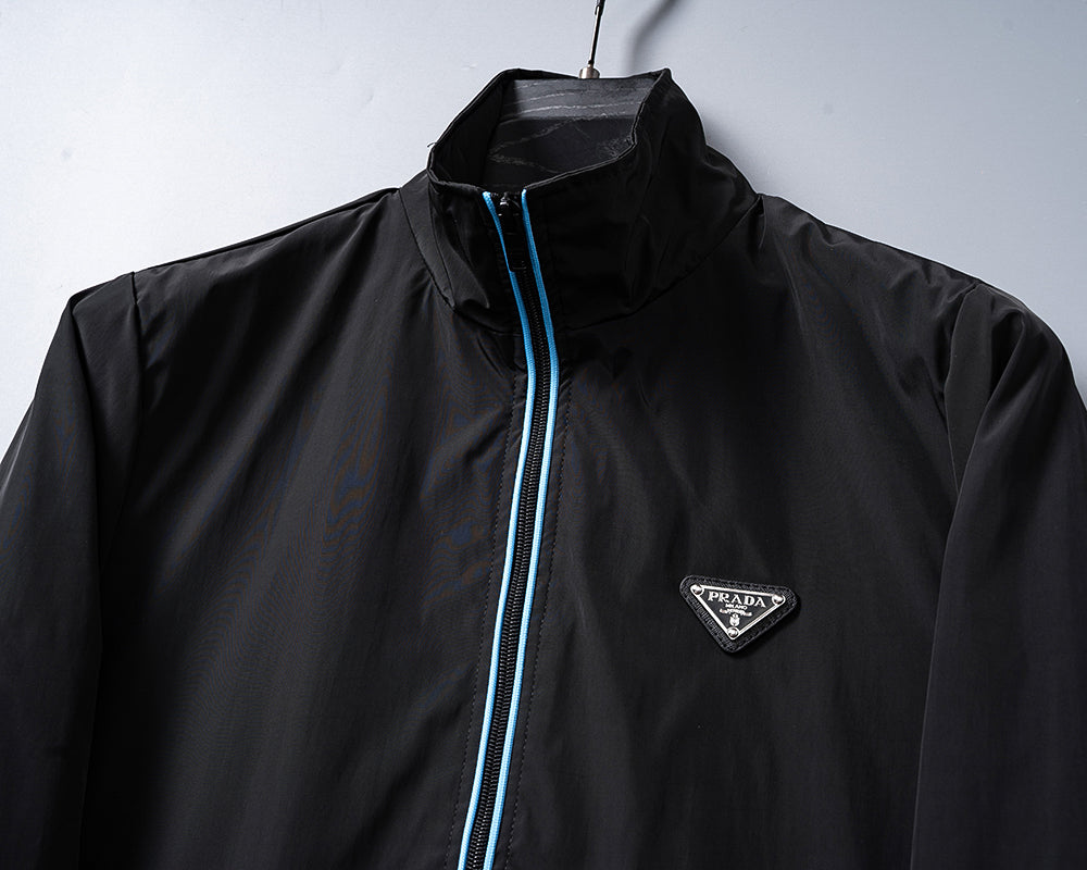 U1R86P22 Popular Coats
