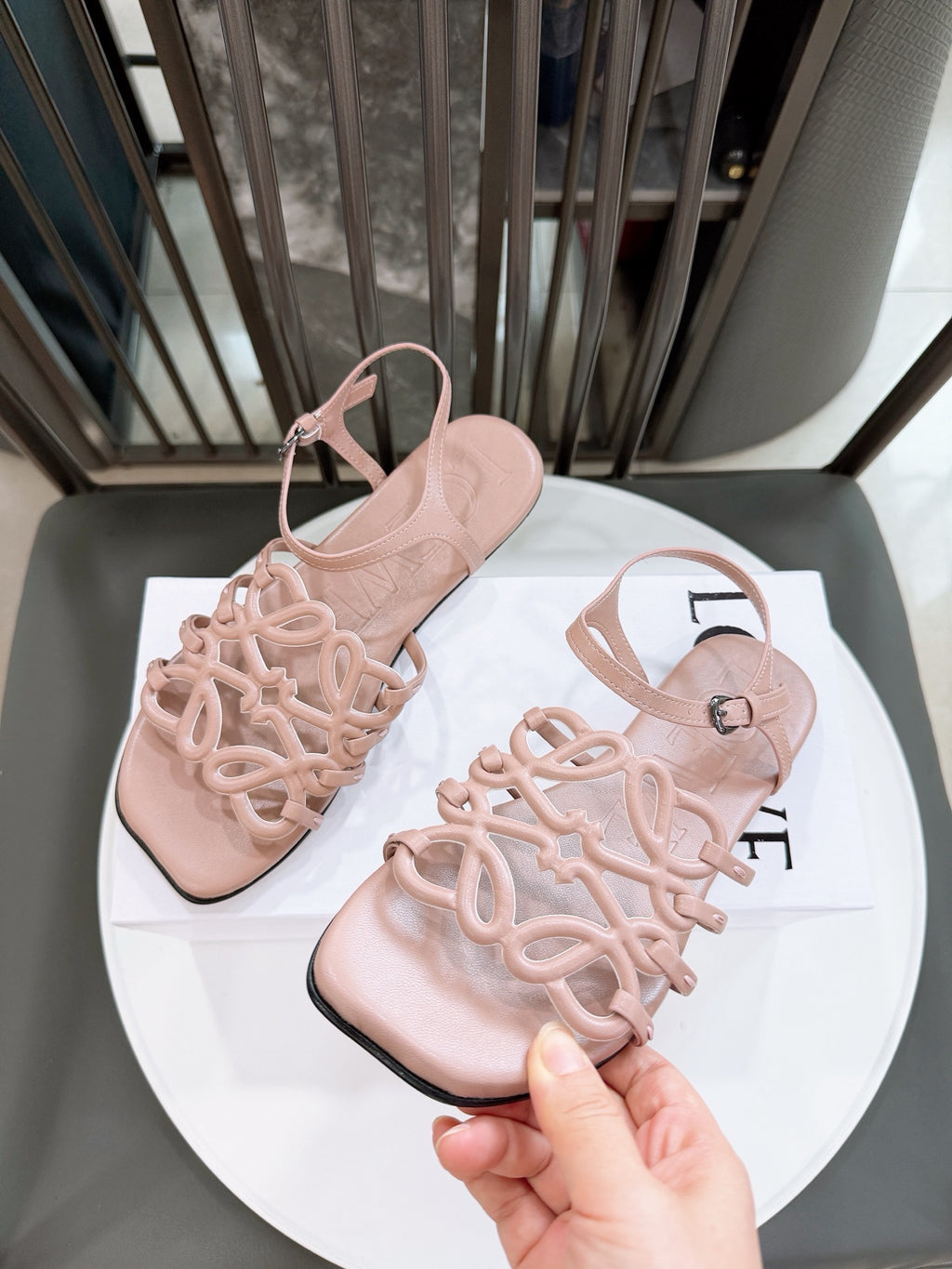 Z2R76A11 Popular high-quality  leather shoes
