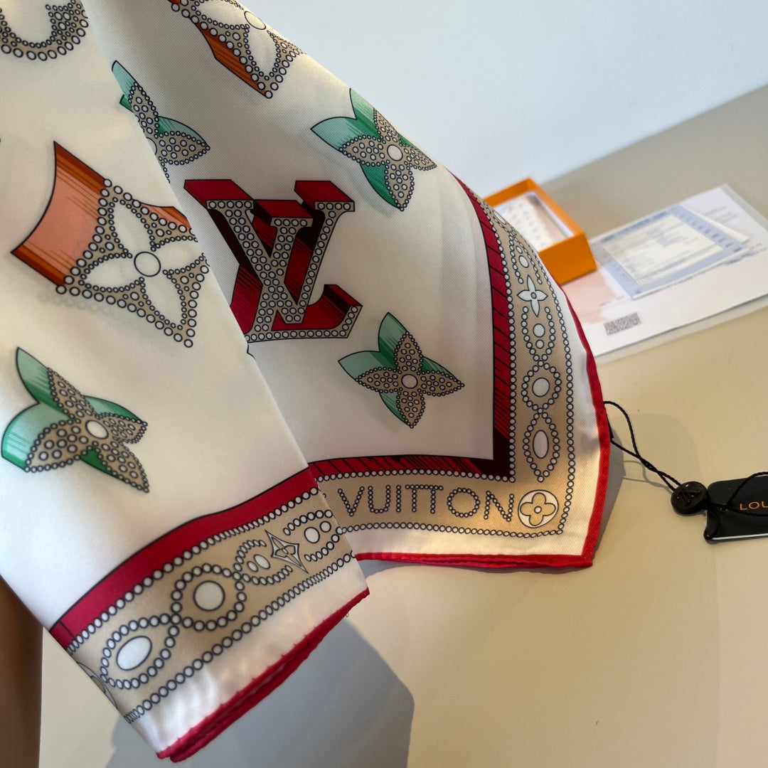 W1N36E1 Popular Silk Scarve