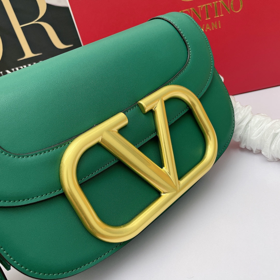 B5X111VL45 Popular  leather bag 