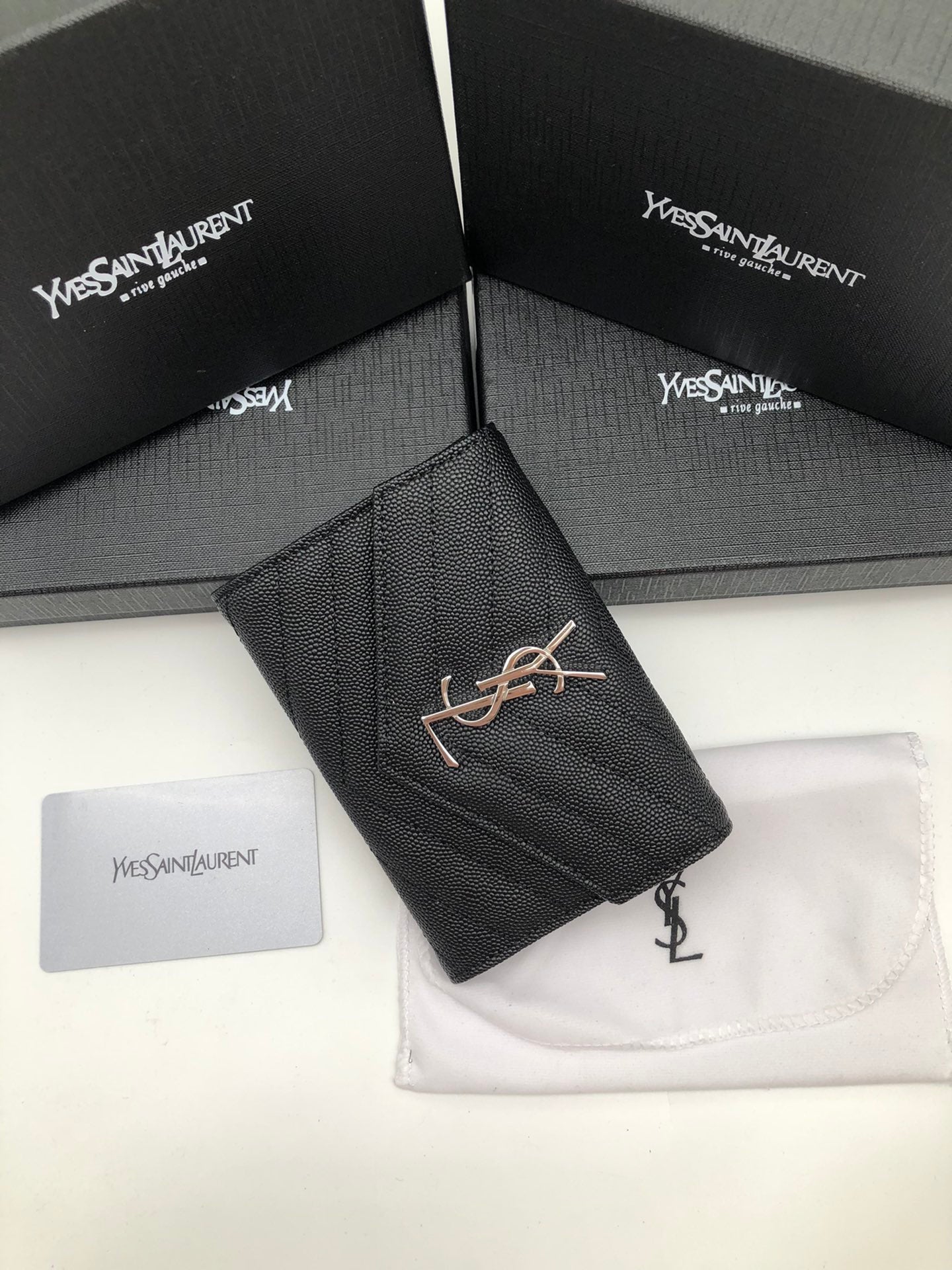 B1P36SL13 Popular card holder