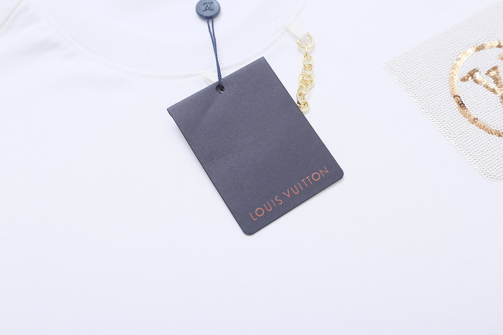 U1R45E195 Popular T-shirt