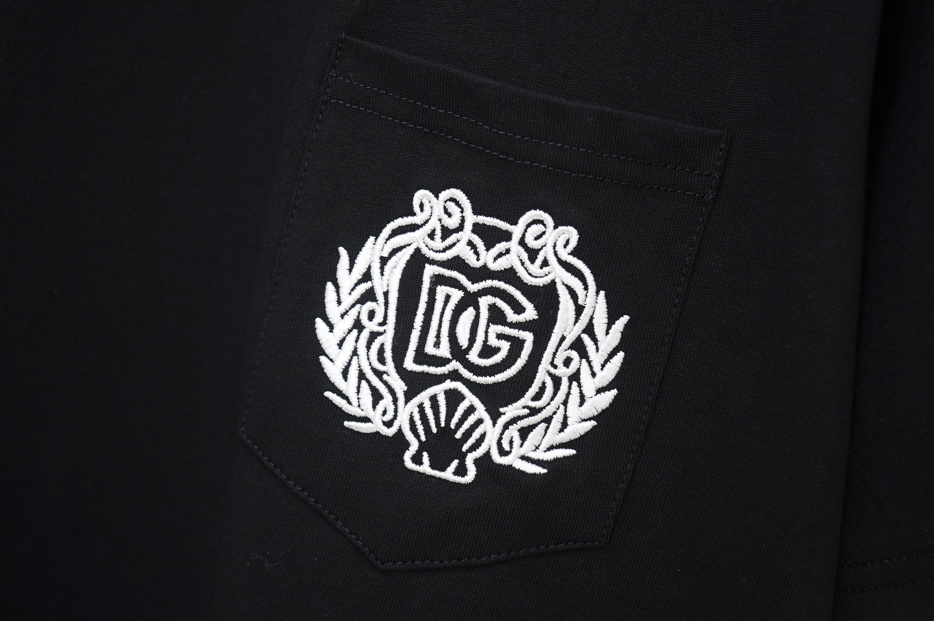 U1R76A22 Popular T-shirts