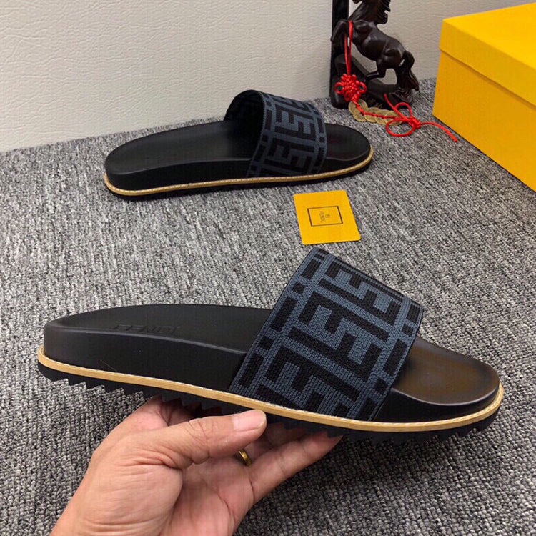 Z5F1 Popular Slippers