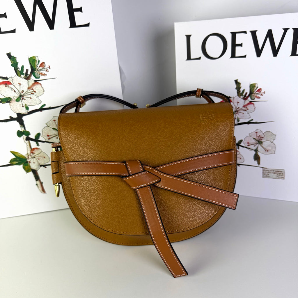 B1R76A27 Popular  leather bag