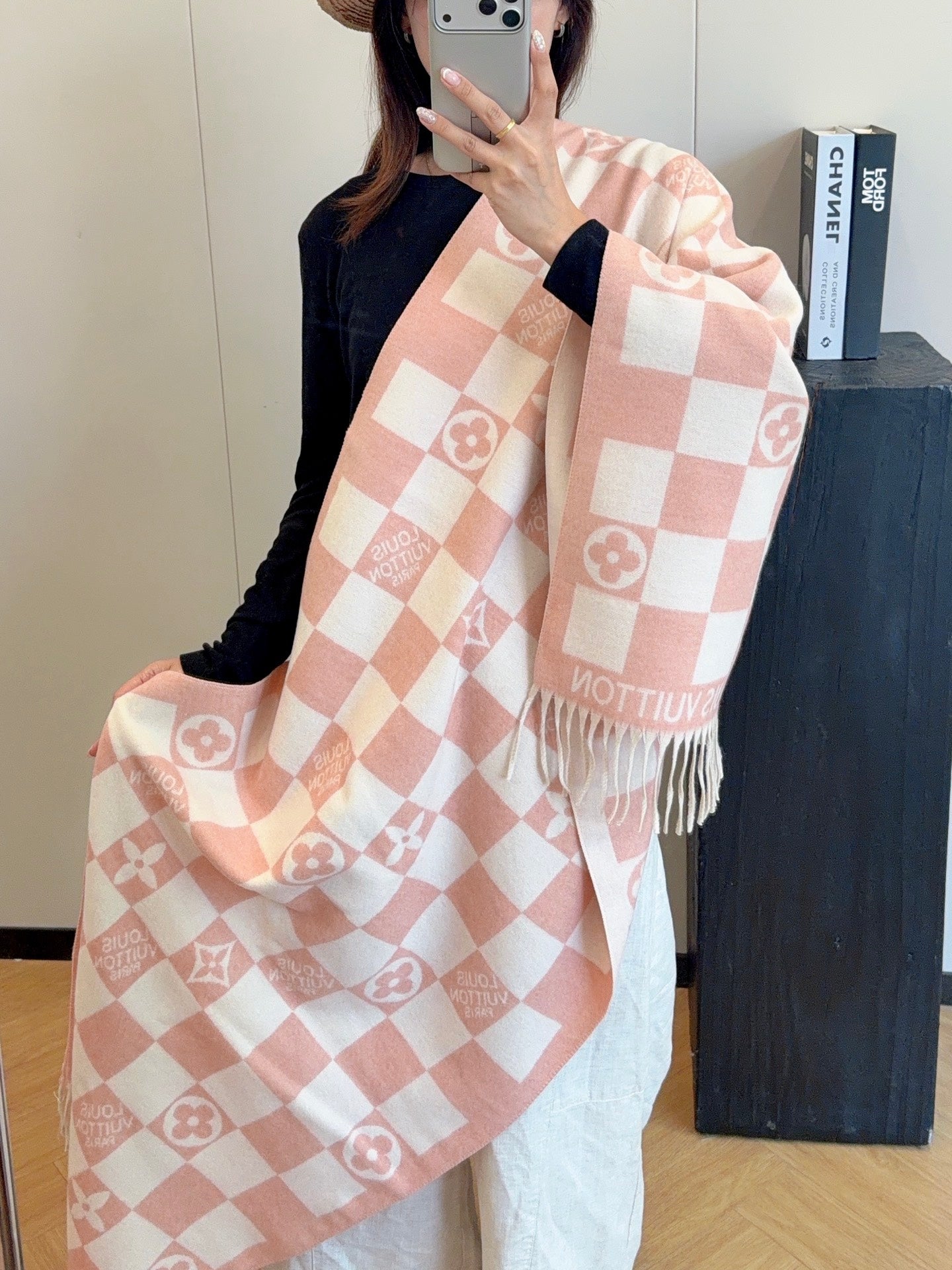 W1R86E22 Popular Winter Scarves
