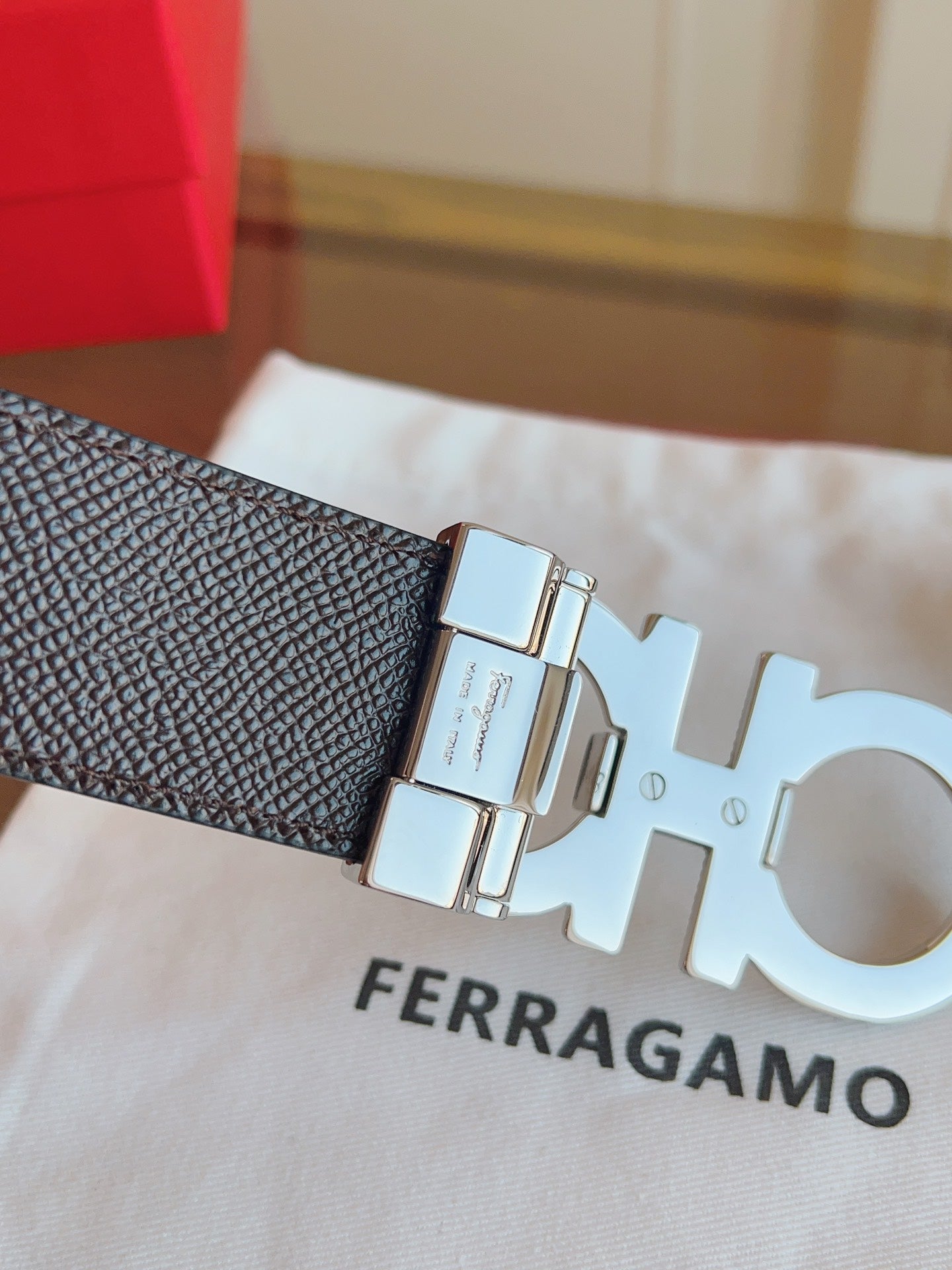 P1Q115A35 Popular High quality belt With full package