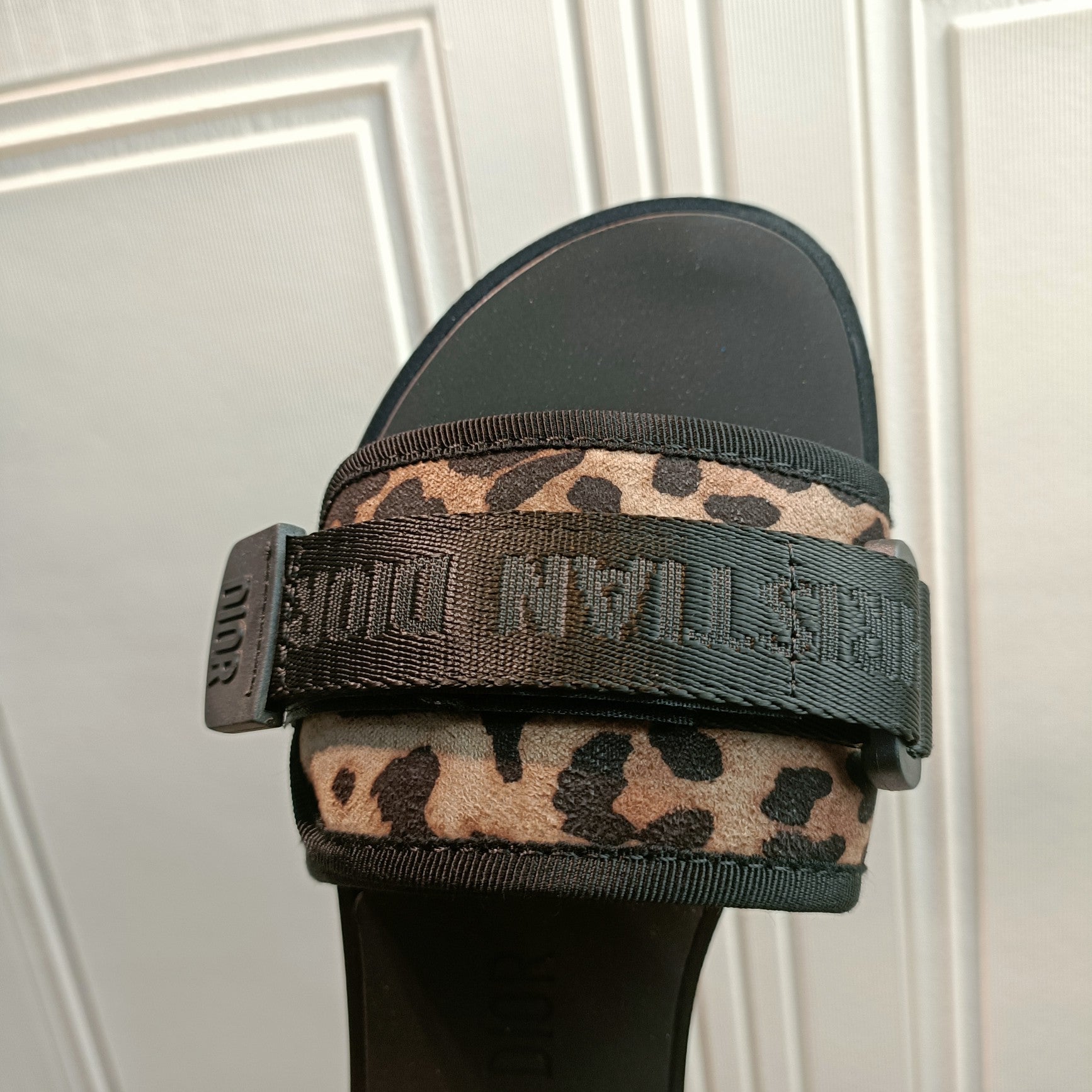 Z1ZD20 Popular Slippers