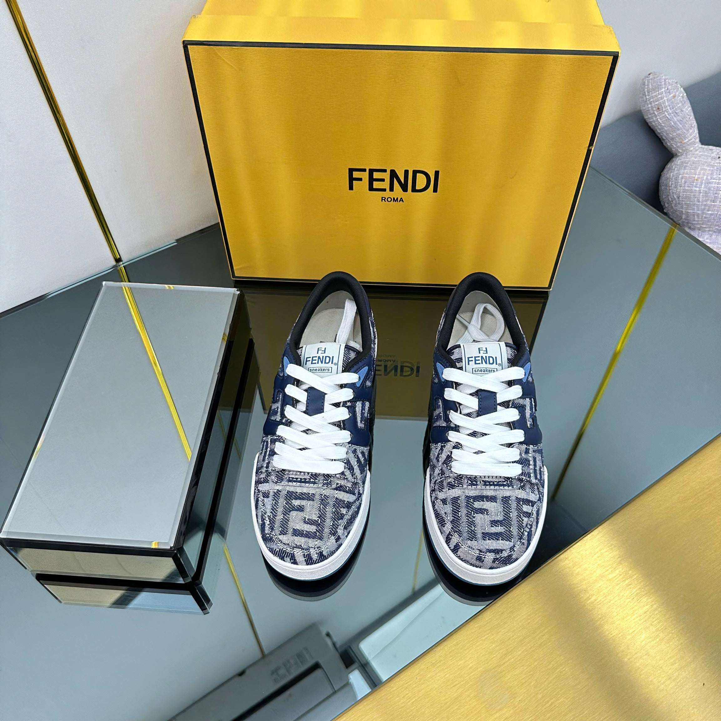 Z2Q105F420 Popular high-quality Shoes